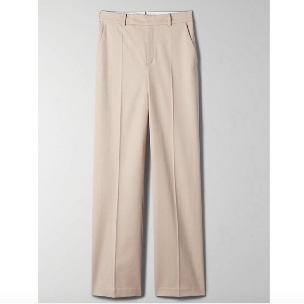 Babaton Agency pant 2 matte pearl? short